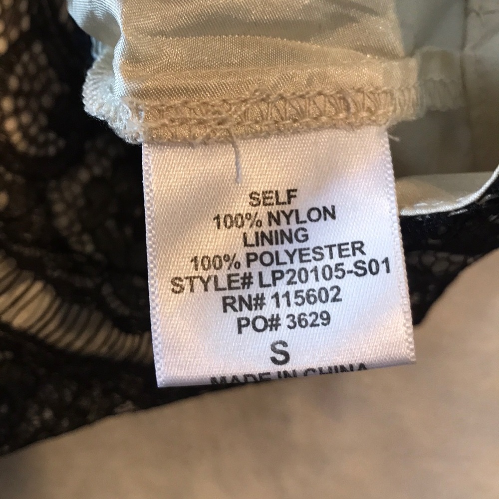 Lush black lace shorts size small NWT - Picture 5 of 8